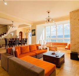 5 bedroom villa with pool, near Acharavi, sleeps 9